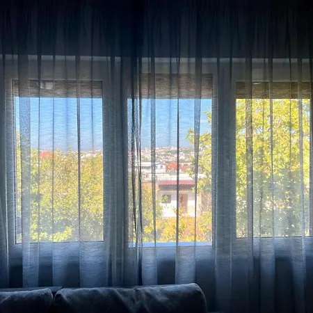 Sunny * Tirana