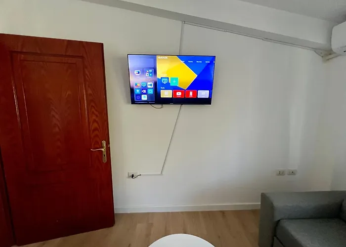 Sunny Appartamento Tirana