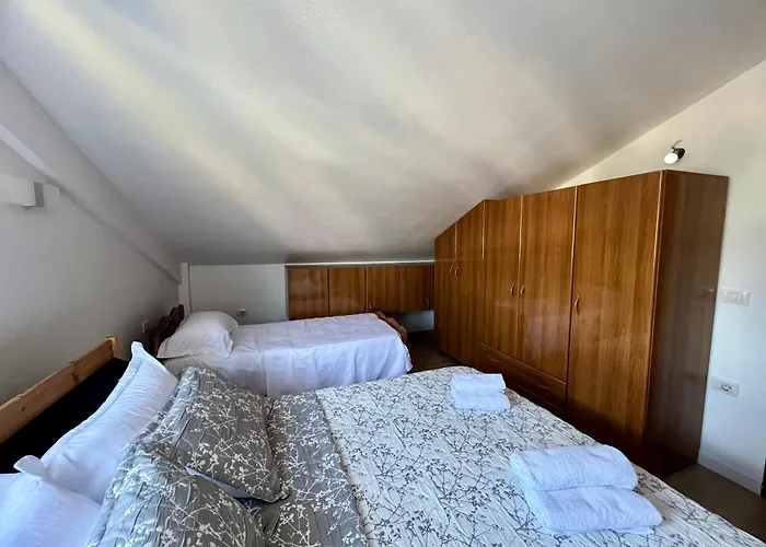 Sunny Appartamento Tirana